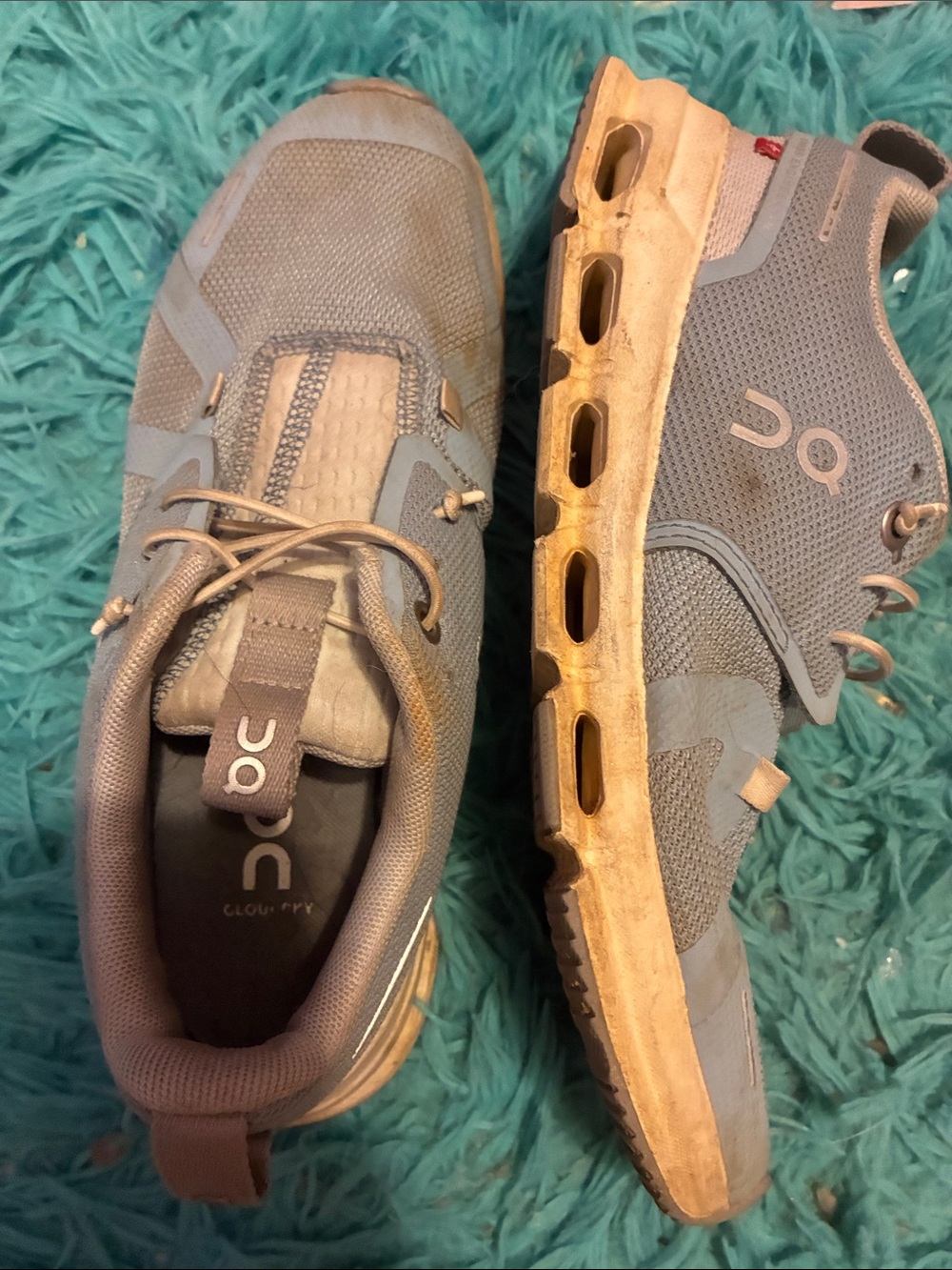 On Clouds Kids Running Sneakers- Light Blue